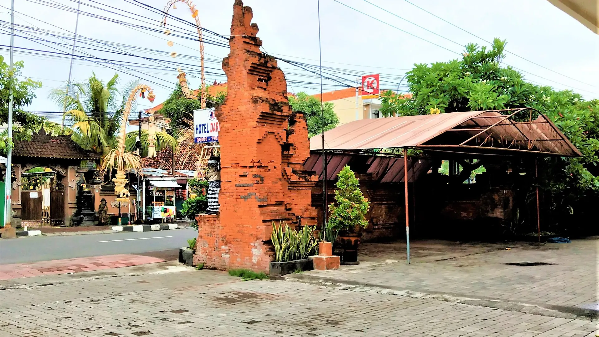 Hotel Darmadi Kuta Kuta  0*, Kuta (Bali) Indonesia